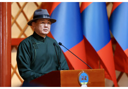 МОНГОЛ УЛСЫН ЕРӨНХИЙЛӨГЧ “МОНГОЛЫН УЛАМЖЛАЛТ АНАГААХ УХААНЫГ ХӨГЖҮҮЛЭХ ТУХАЙ” ЗАРЛИГТ ГАРЫН ҮСЭГ ЗУРАВ