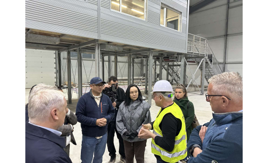 POLISH-MONGOLIAN PARLIAMENTARY GROUP BRIEFED ON THE POLISH PROJECT IN ERDENET