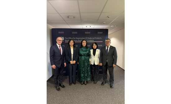 MEMBER OF THE STATE GREAT HURAL OF MONGOLIA AND CHAIR OF THE MONGOLIAN–POLISH PARLIAMENTARY GROUP, MR. J. ZOLJARGAL, HELD A MEETING WITH MR. GRZEGORZ CESSAK