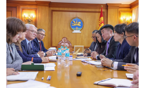 УИХ-ЫН ГИШҮҮН С.БЯМБАЦОГТ ПОЛЬШ-МОНГОЛЫН ПАРЛАМЕНТЫН БҮЛГИЙН ТӨЛӨӨЛӨГЧИДТЭЙ УУЛЗЛАА