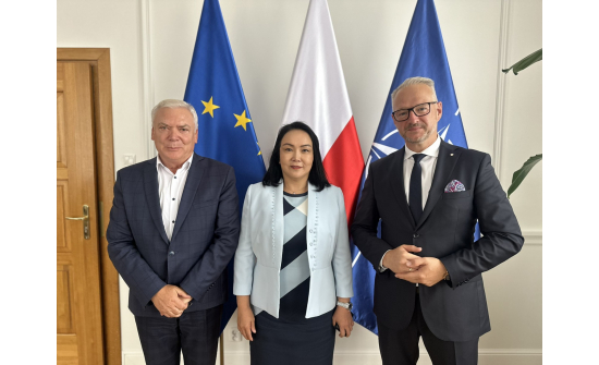 AMBASSADOR N.OYUNDARI MET WITH THE GOVERNOR OF THE WARMIAN-MASURIAN VOIVODESHIP