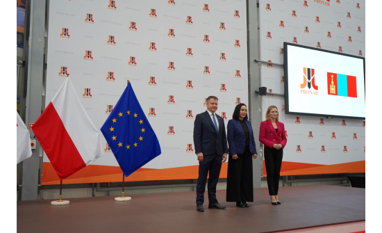 ЭЛЧИН САЙД Н.ОЮУНДАРЬ ПОЛЬШИЙН "PRONAR" КОМПАНИТАЙ ТАНИЛЦАВ