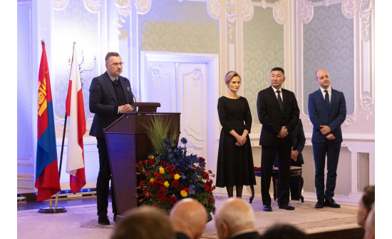 БЯЛЫСТОК ХОТНОО ӨРГӨМЖИТ КОНСУЛЫН ГАЗАР НЭЭВ